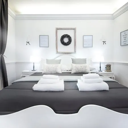 Sweet Arco Farnese Apartment Rome Exterior photo