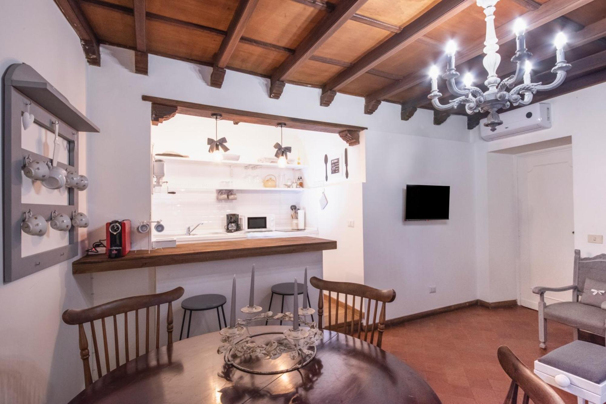 Sweet Arco Farnese Appartamento